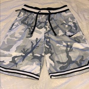 nike dri fit dna shorts camo